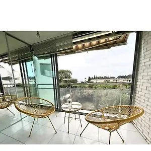 La Baies Des Anges ,très Jolie Studio Appartement