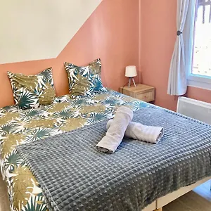https://apt-studio-hyper-centre-de.fr-paris.fr