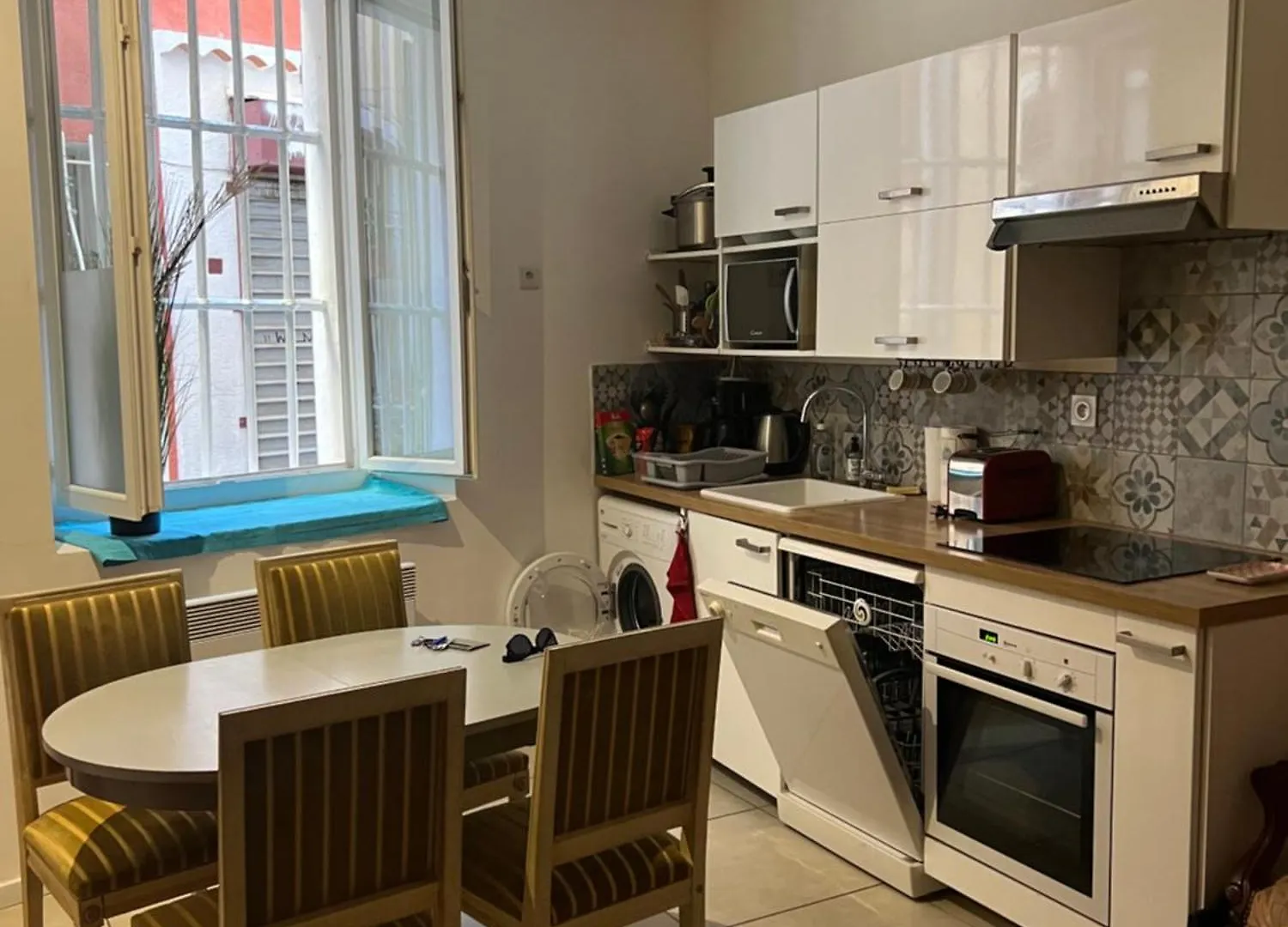 Appartement typique dans le centre historique 47m2 La Ciotat